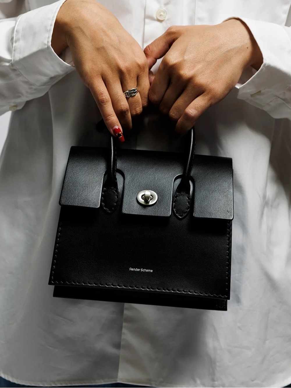 Hender Scheme Essence Wide Handbag